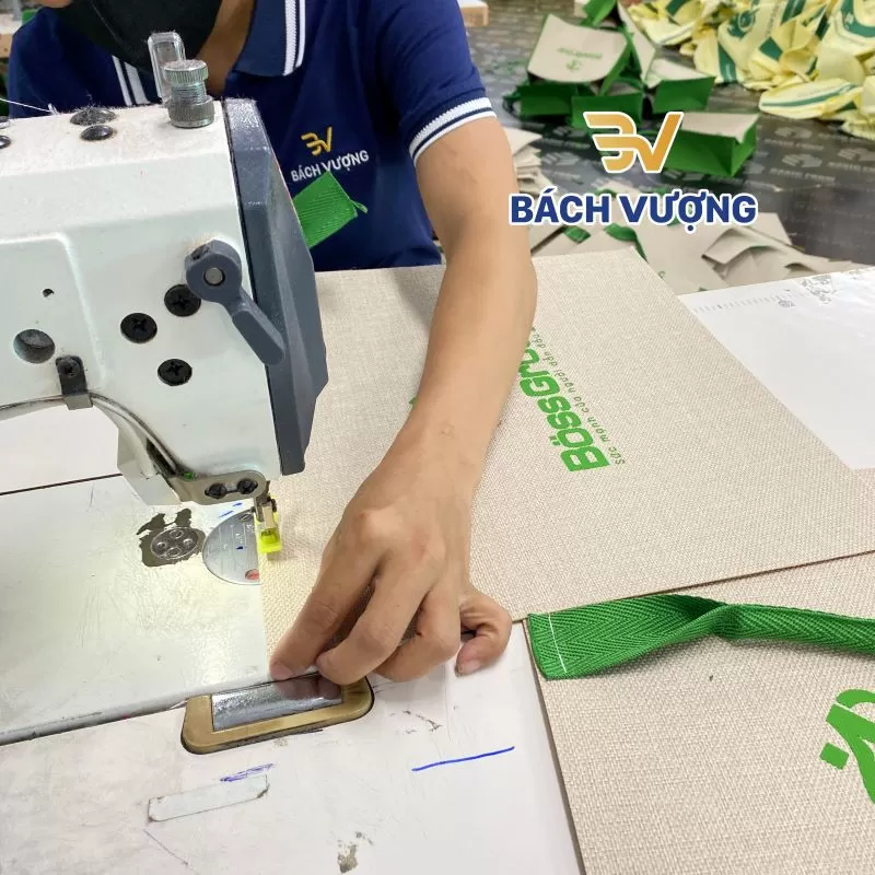 In t&uacute;i vải đay - B&aacute;ch Vượng