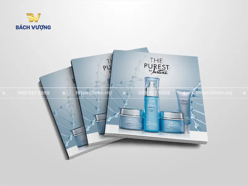 mẫu catalogue mỹ phẩm m&ocirc; phỏng cấu tr&uacute;c DNA sinh học c&ugrave;ng trọn bộ sản phẩm kem dưỡng v&agrave; serum cao cấp