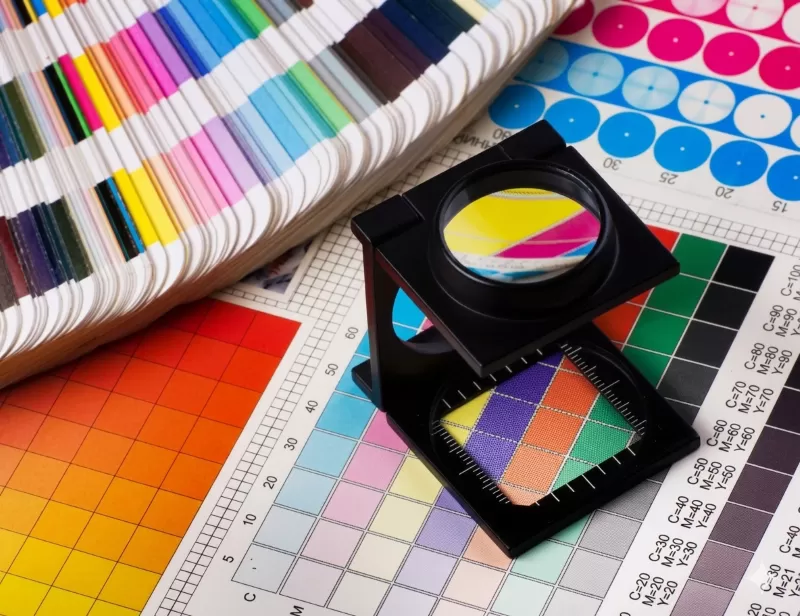 Hệ m&agrave;u CMYK trong in phong b&igrave;