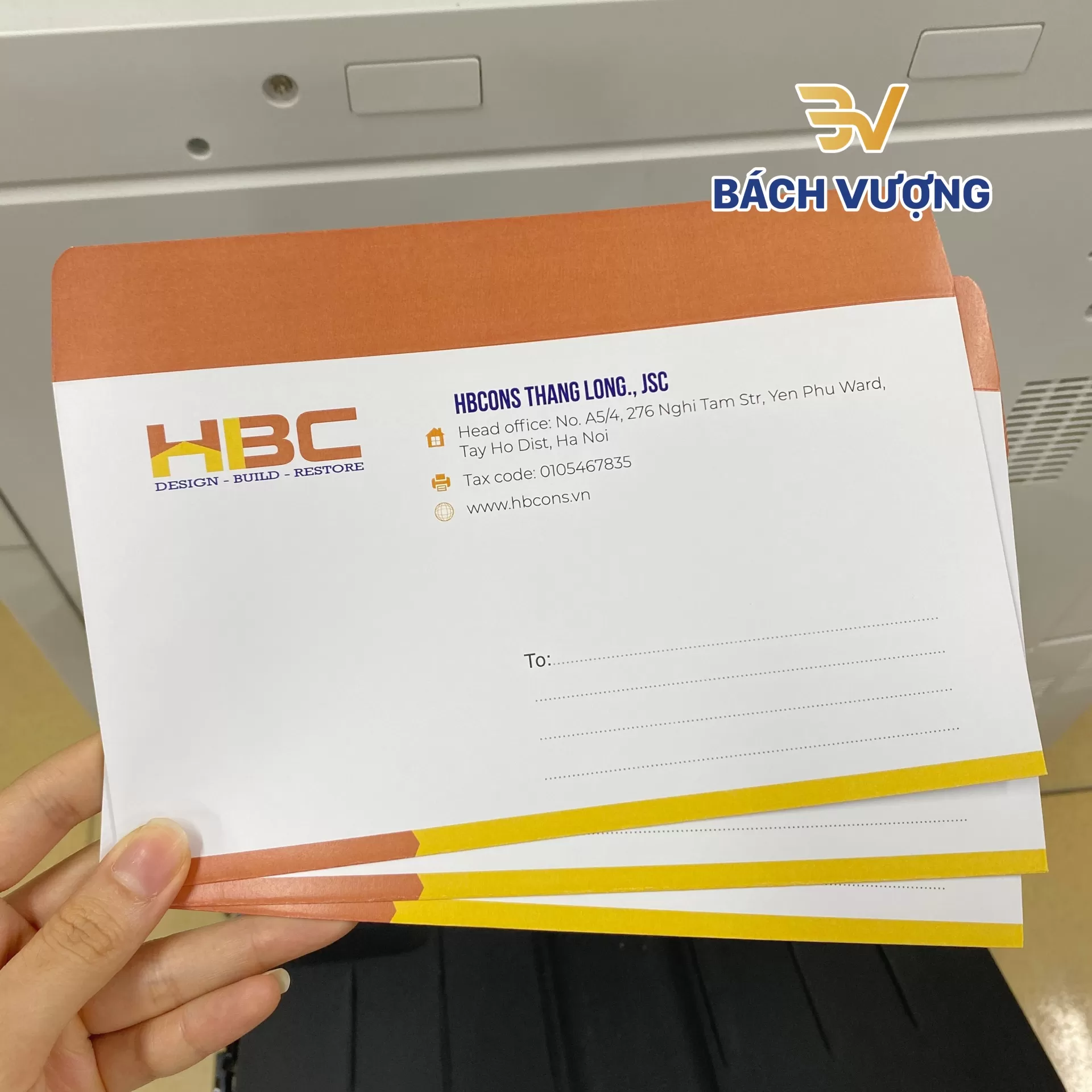 mẫu in phong b&igrave; kết hợp 3 m&agrave;u 