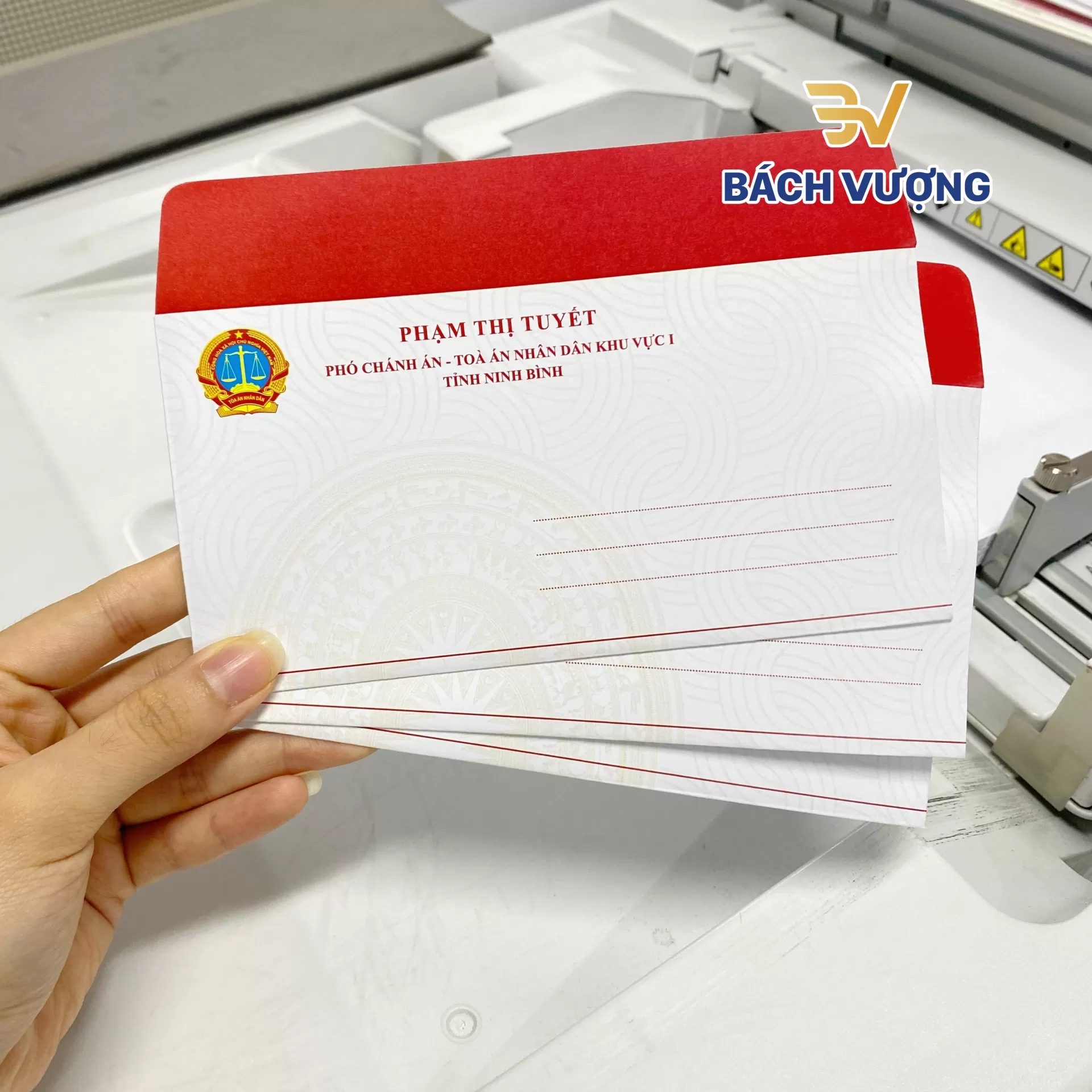 in phong b&igrave; cho c&aacute; nh&acirc;n trong cơ quan nh&agrave; nước 