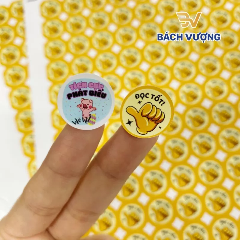 In sticker theo y&ecirc;u cầu tại B&aacute;ch Vượng