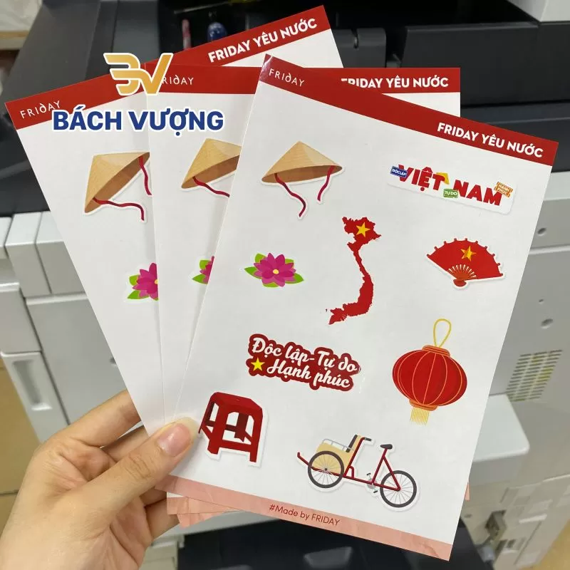 In sticker theo y&ecirc;u cầu tại B&aacute;ch Vượng